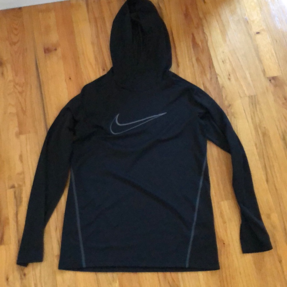 Nike Dri-Fit boys black long sleeve Tee w/hoodie